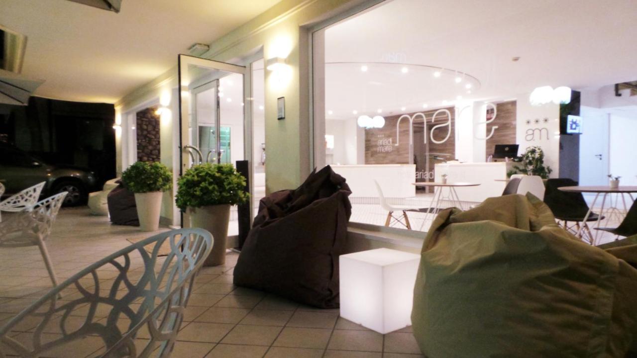 Hotel Aria Di Mare - Bed & Brunch In Centro A ريتشوني المظهر الخارجي الصورة